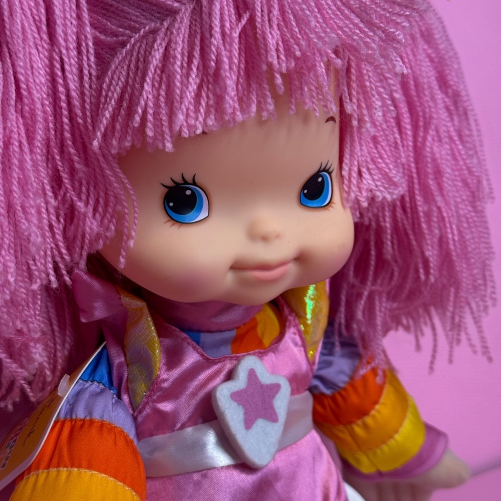 16" Hallmark Tickled Pink Rainbow Brite Retro style Doll Soft Plush 2017 NEW - Picture 8 of 11